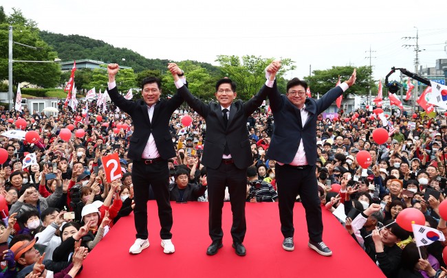 구미서 지지 호소하는 김문수