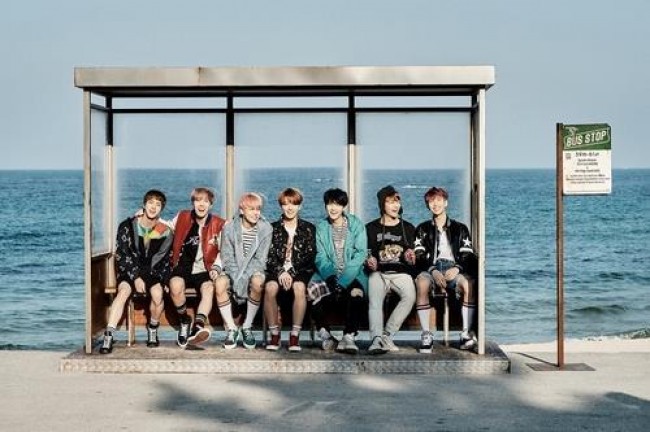 '봄날' 활동 당시의 방탄소년단(BTS)