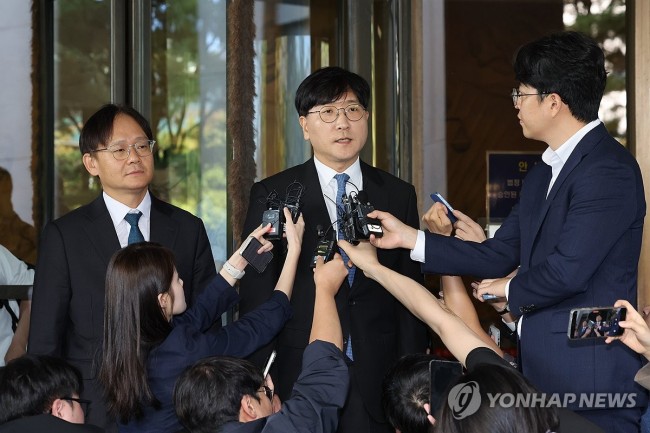 최태원·노소영 이혼 소송 상고심서 파기환송 판결…다시 2심으로