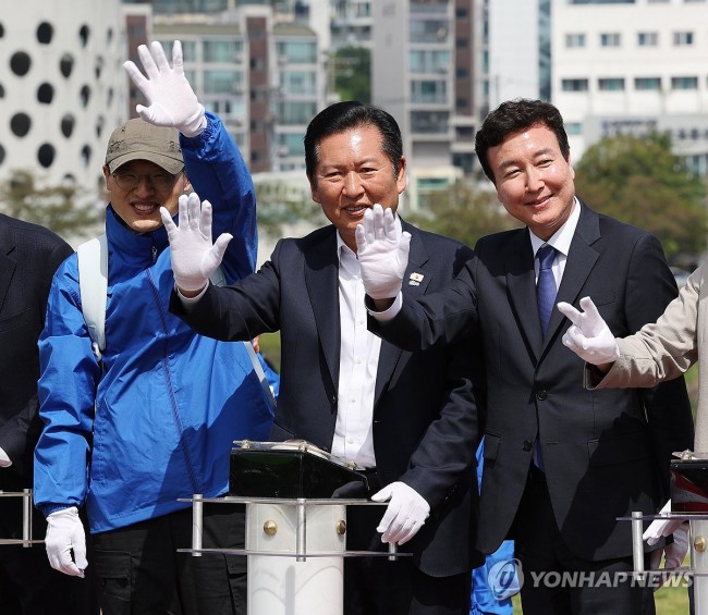 울산서 행사 참석한 정청래·전태진·김상욱