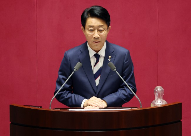 당선 인사하는 조정식 국회의장