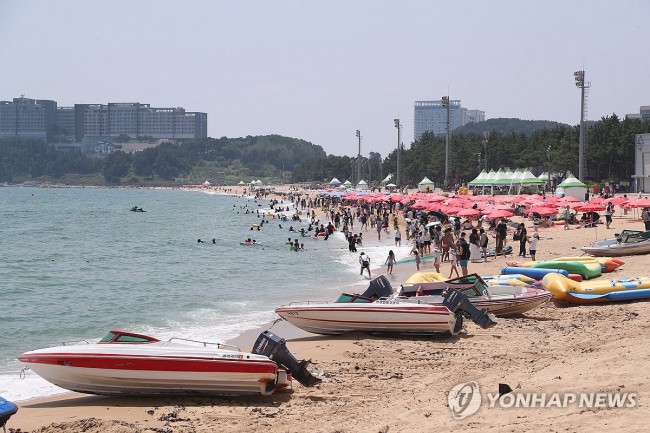 동해안 해수욕장 본격 개장