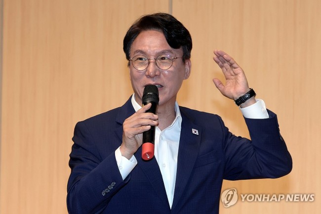 강연하는 김민석 전 총리